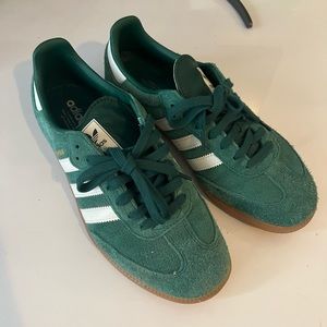 Adidas Samba OG in Collegiate Green / Core White / Gum
